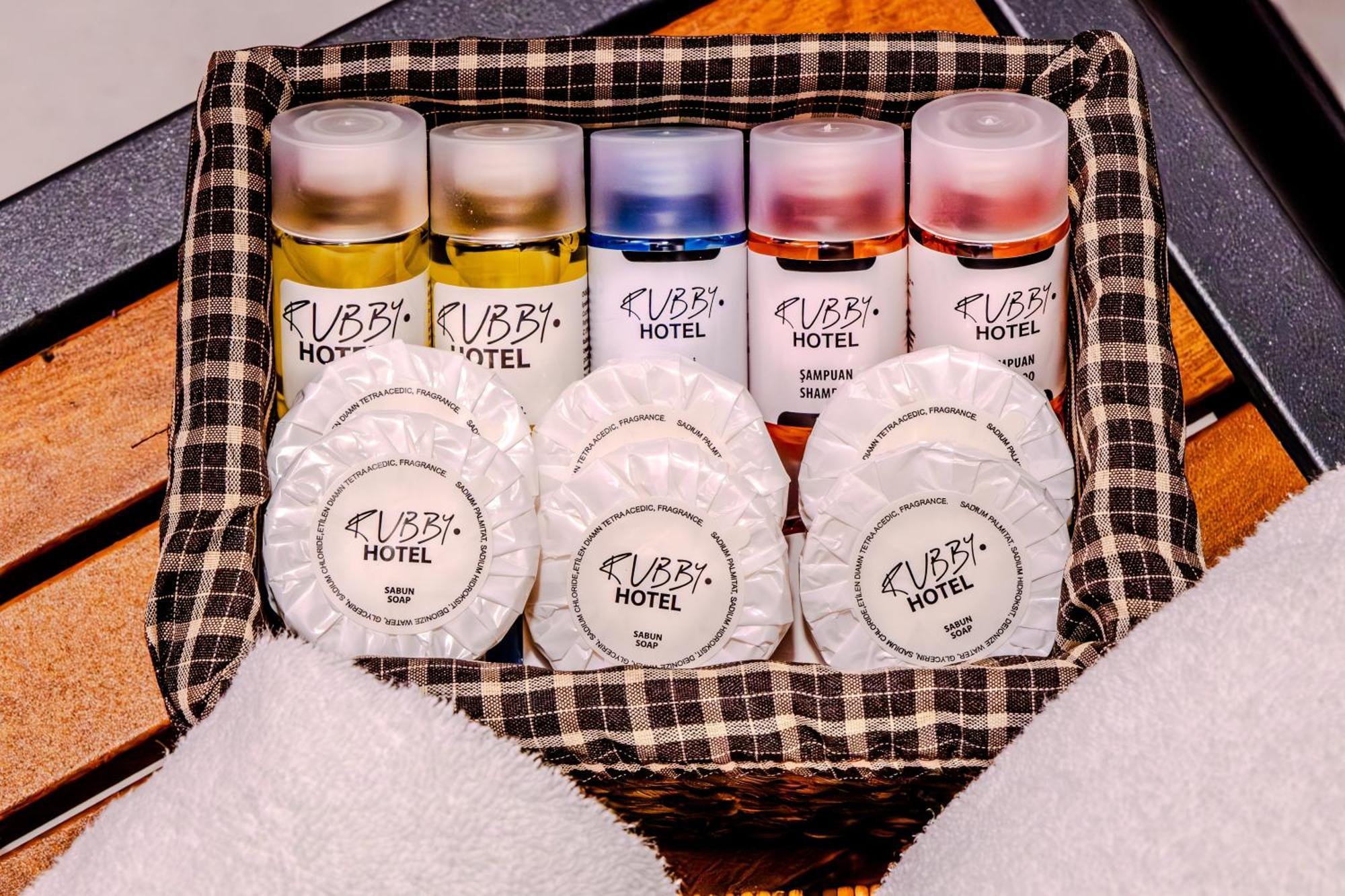 Rubby Hotel Kadikoey イスタンブール エクステリア 写真